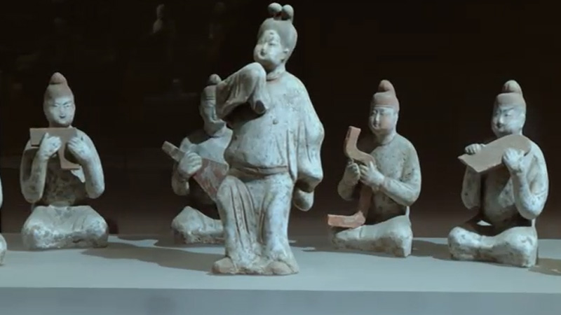 杨钰琪作品片花