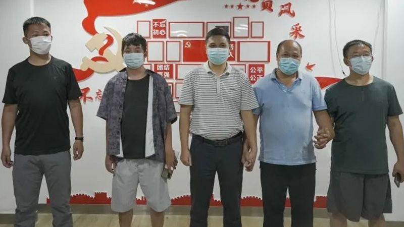 致敬平凡善举背后的非凡力量
