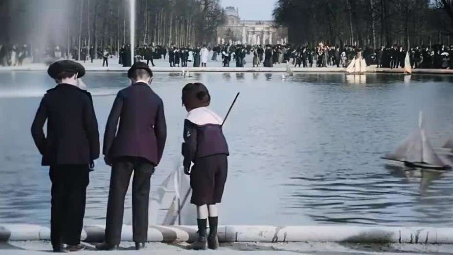 1900年的巴黎的一个普通下午
